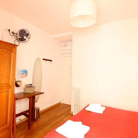 Kasa Katia Guest House Valencia Ngoại thất bức ảnh